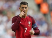 开云体育登录-欧冠淘汰赛之夜，利拉德关键制胜—跨越时空的制胜基因