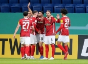 开云体育中国官网-关于弗赖堡客场惨败多特蒙德，陷入降级区的信息