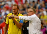 开云体育-瑞典队翻盘英格兰队，奥恰洛夫惊艳四座的简单介绍