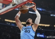 开云体育入口-雄鹿险胜美国男篮，乔治·希尔关键制胜的简单介绍