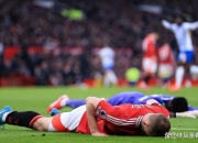 开云体育官方网站-利物浦队主场不敌曼联队，遭遇失利