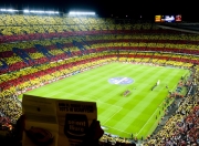 开云体育中国官网-久保建英闪耀F1新赛季揭幕战之夜，一位足球天才的冠军级跨界共鸣