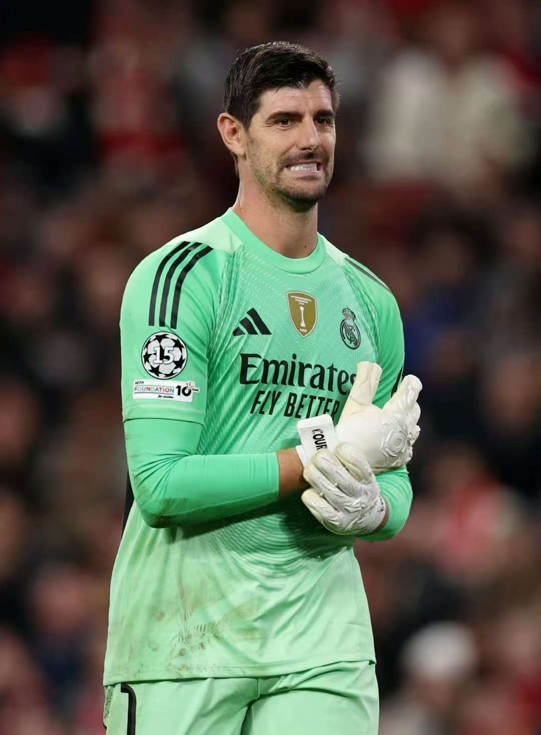 里昂碾压皇马，库尔图瓦状态火热的简单介绍