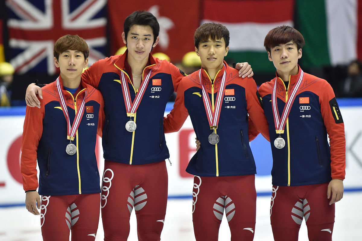 关于韩国球员团结一致，奋力争取胜利成功达成的信息