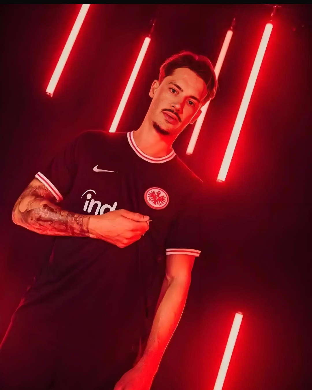 阿贾克斯惊艳亮相，实现胜利逆转的简单介绍