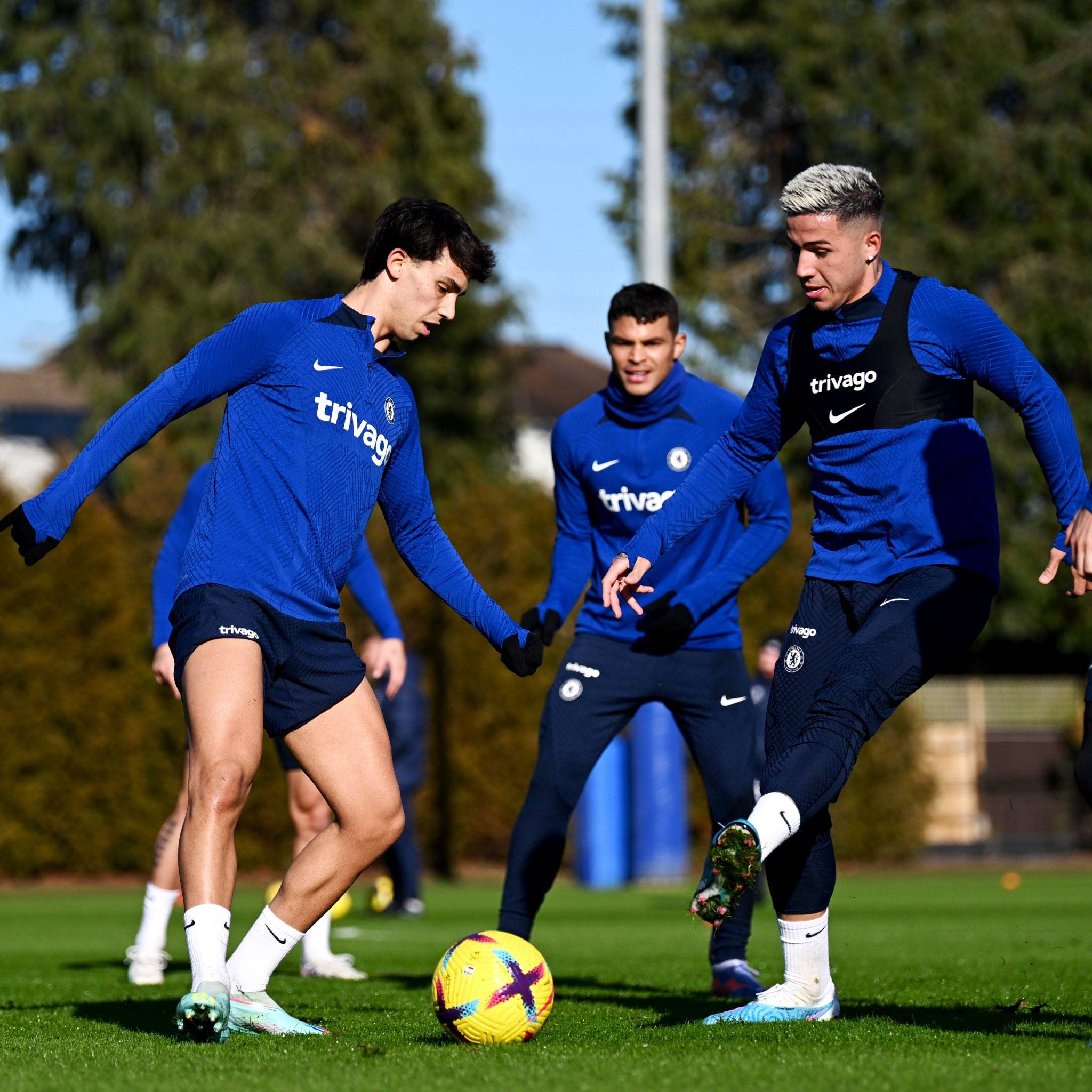 包含欲升公司主算盘，球队主帅神秘对兜威廉美妙的词条