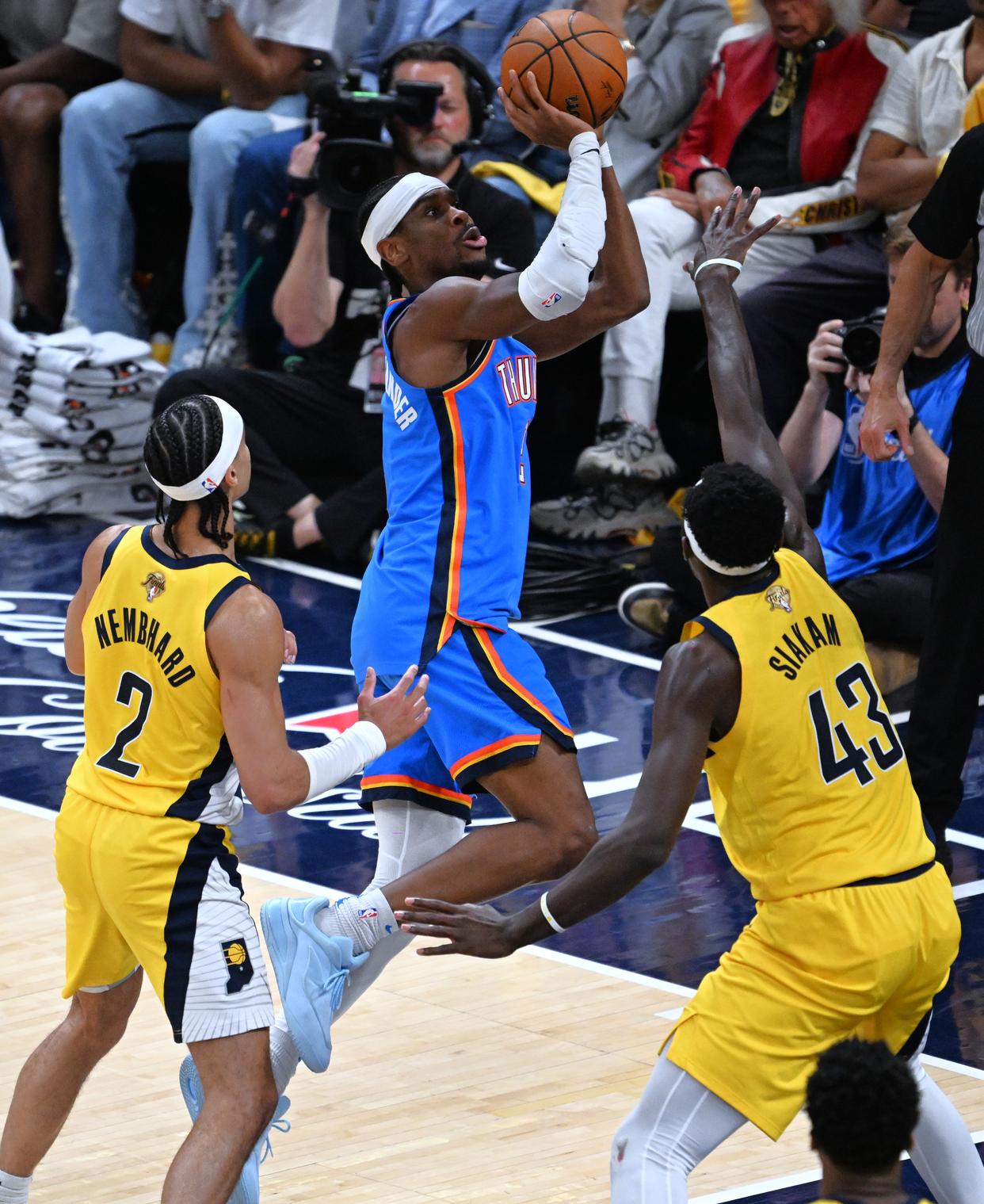 关于NBA比赛实况：步行者全面优势，对手束手就擒的信息