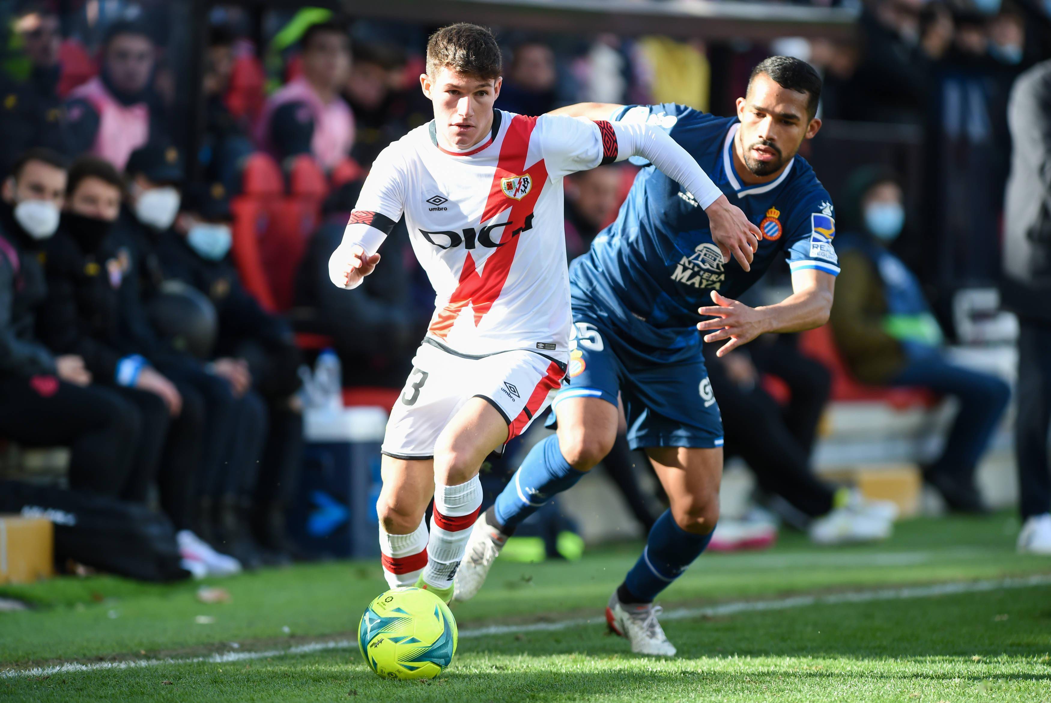 巴列卡诺主场作战表现出色