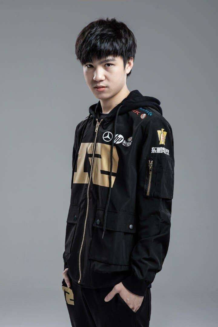 包含RGE绝地反击XL，Uzi高光表现的词条