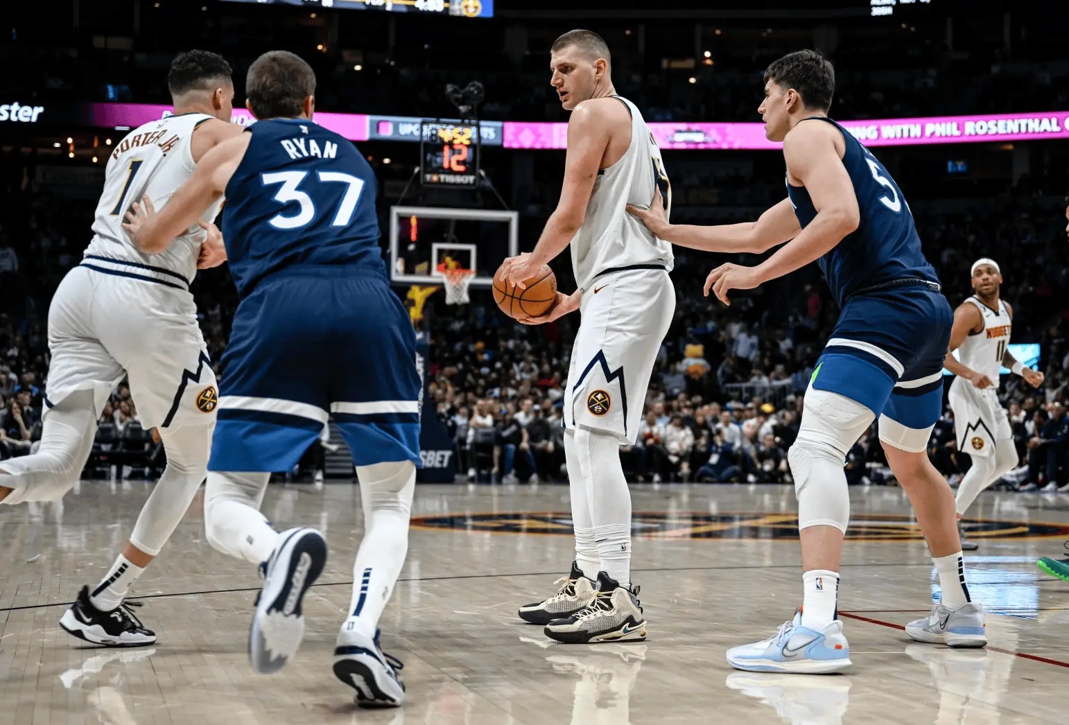 关于森林狼主帅布局精准，带队获得连胜的信息