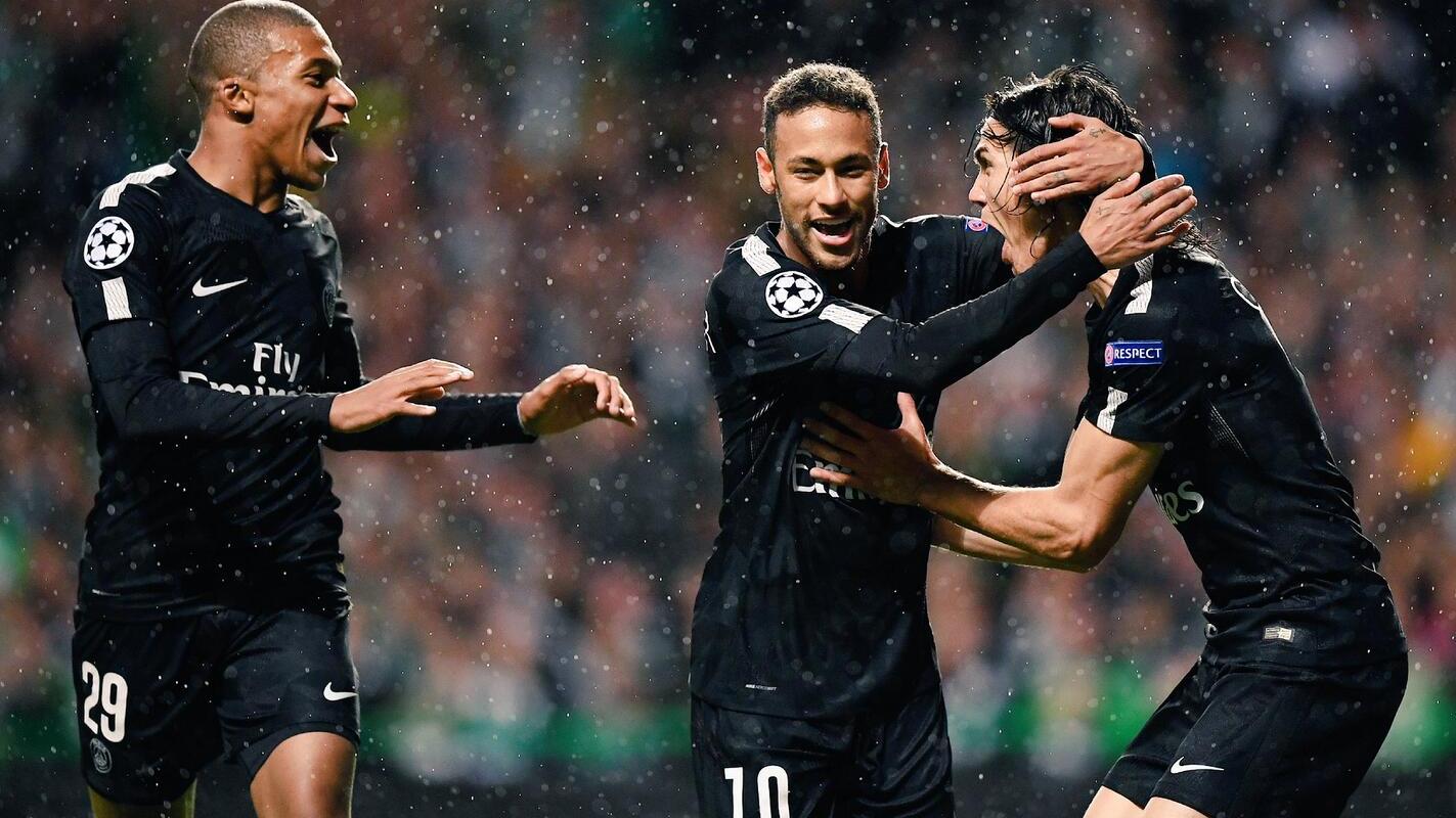 关于法国鏖战巴黎，戈麦斯高光表现的信息