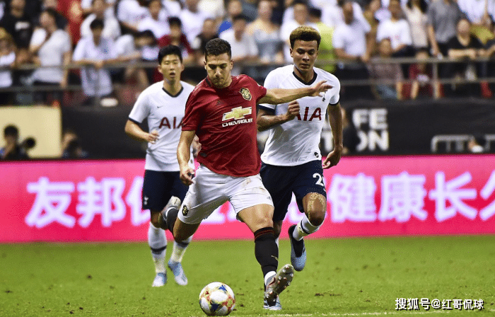 包含沃尔夫斯堡大胜汉诺威,继续追赶积分榜前列的词条 包含沃尔夫斯堡大胜汉诺威,继续追赶积分榜前列的词条