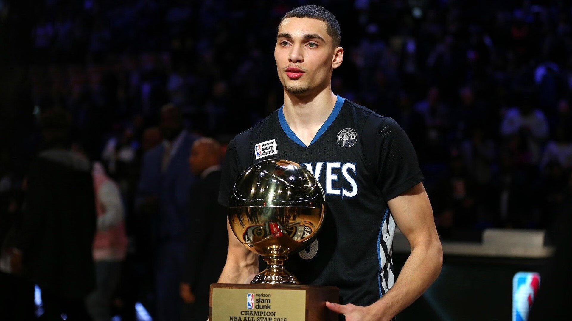 深圳队踏平鹈鹕，约基奇成为关键先生，一场跨联盟较量的战术启示