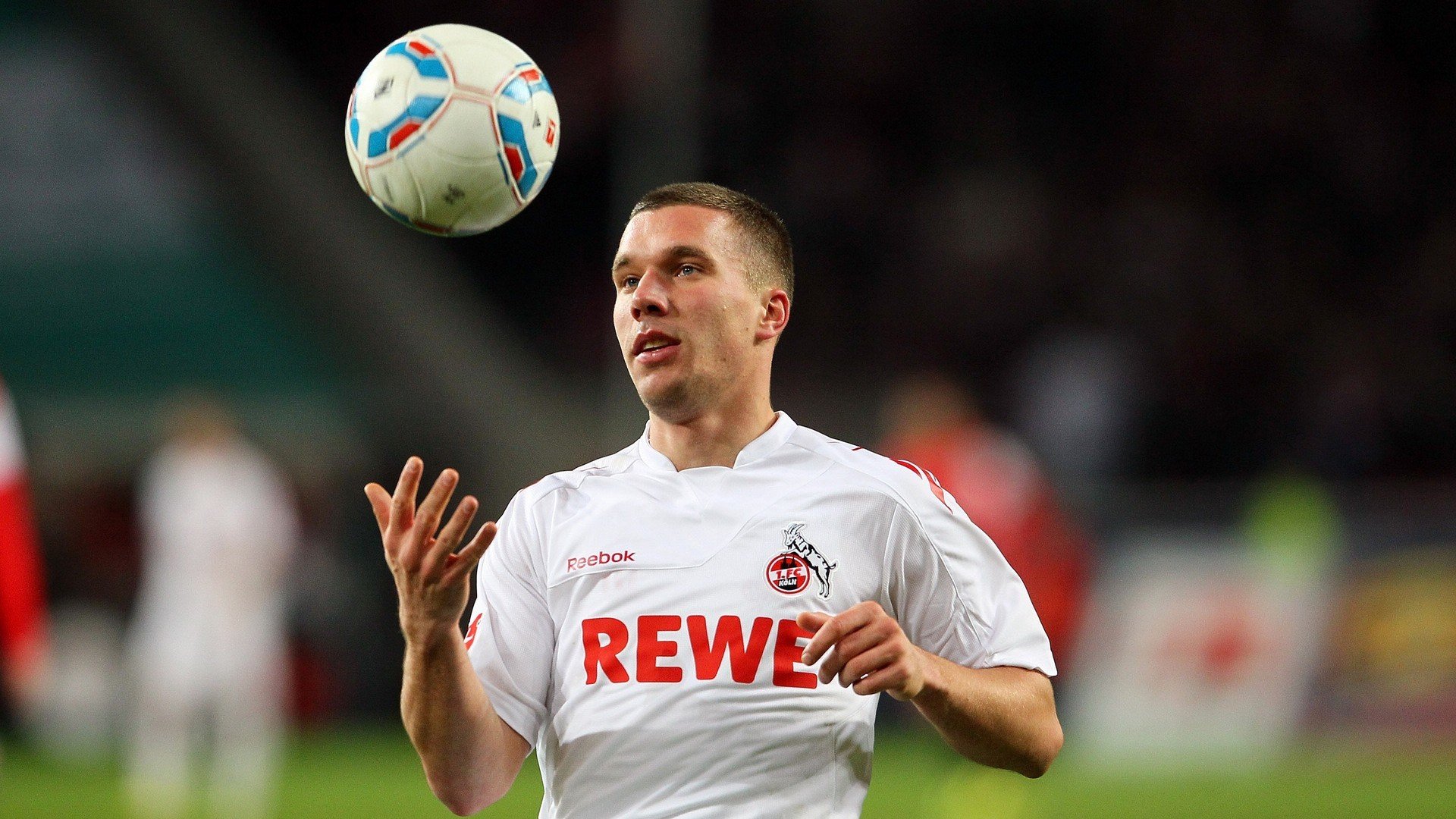 命运分岔口，萨拉赫末节神迹难救主，乌克兰加时鏖战定乾坤