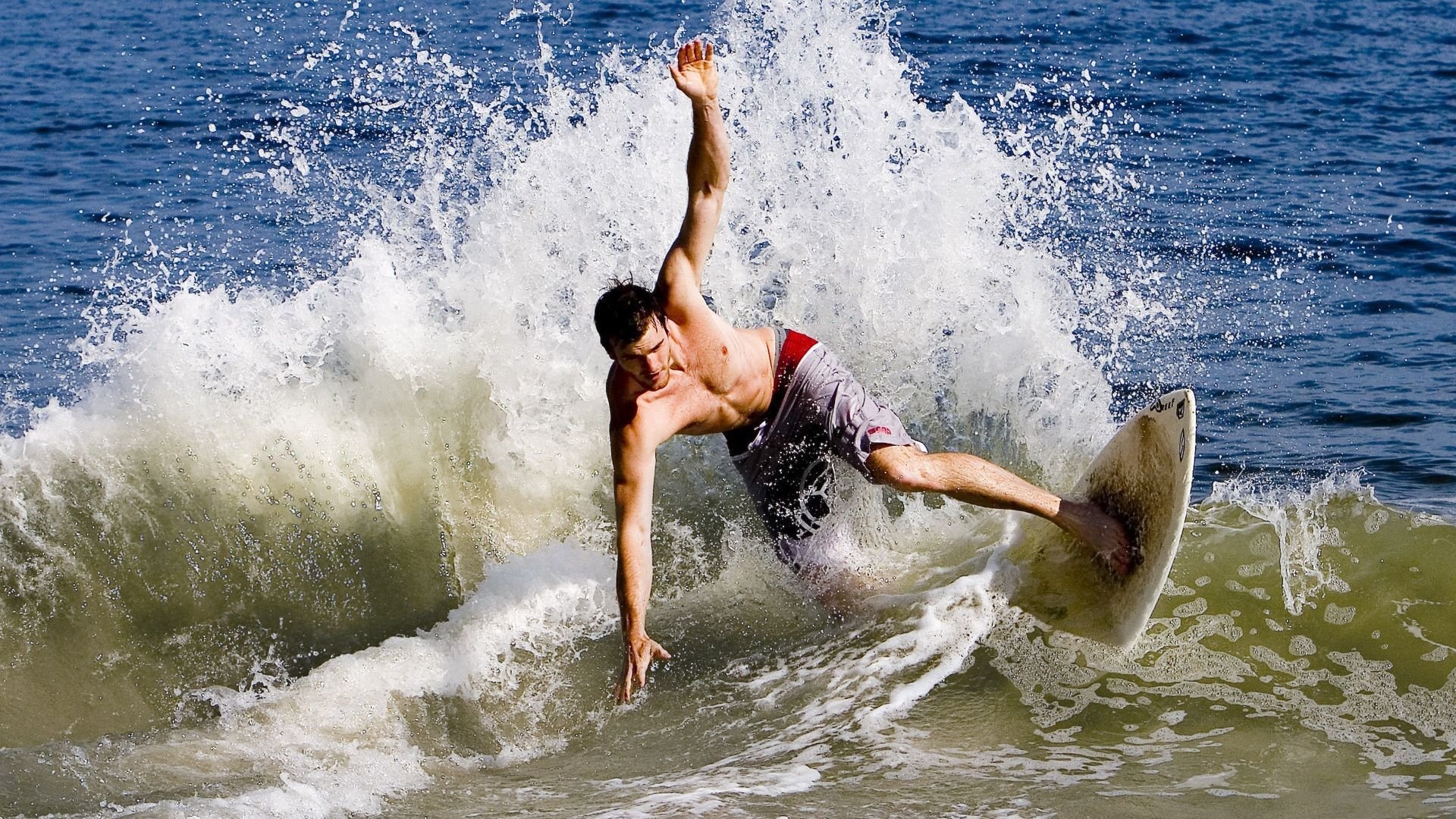 钢铁意志与黄鸭精神，德国队力克日本队背后的团队密码