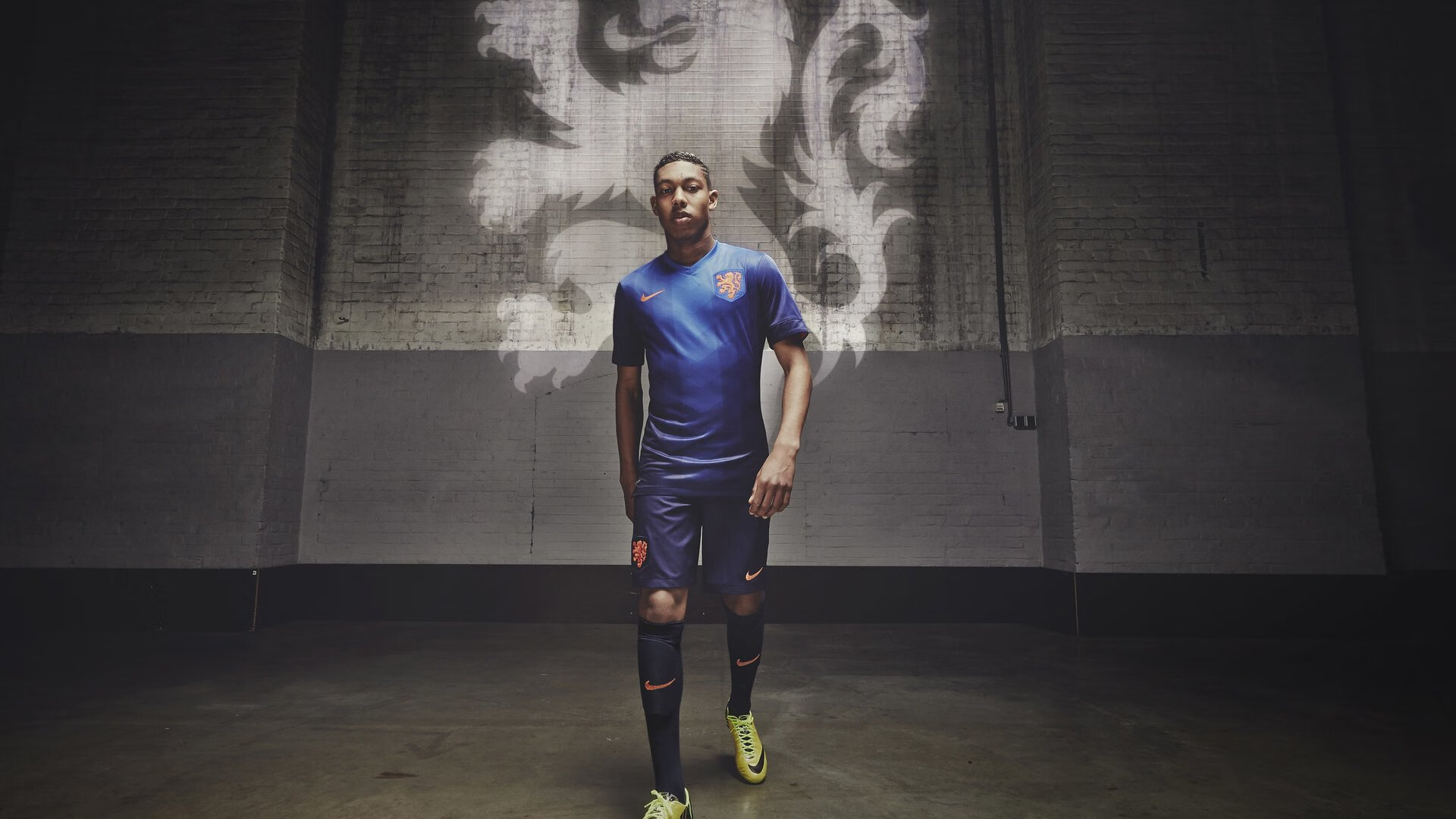 年度焦点之战,尼斯硬仗取胜苏格兰,战术纪律铸就经典战役